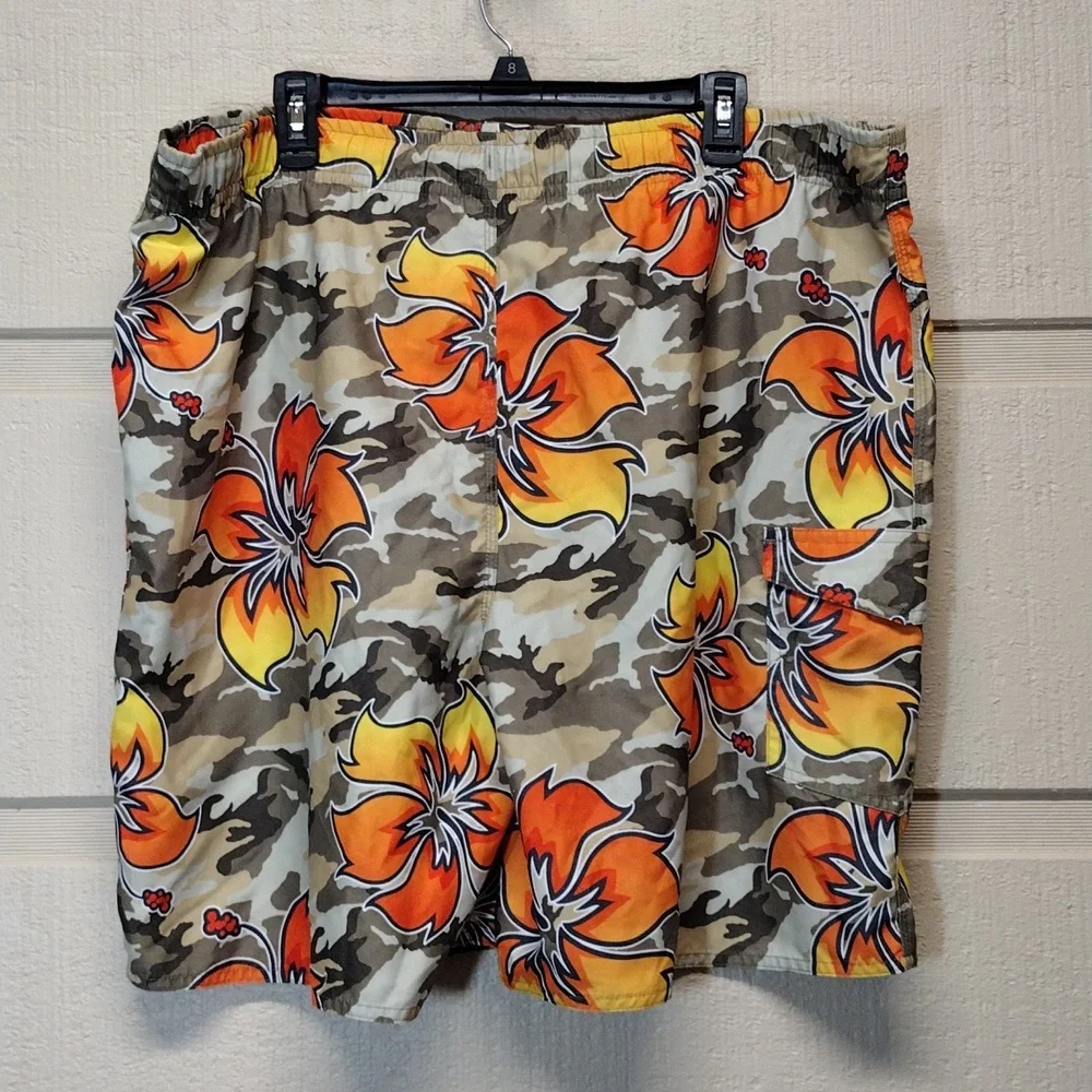 MAUI and Sons swim trunks L